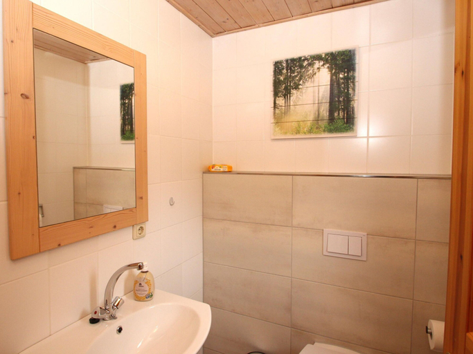 Bathroom 2, Doppelhaushalfte in Hasselfelde, Harz