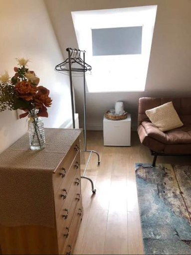 Room 5, Stunning 3-bed House in Bristol, Bristol