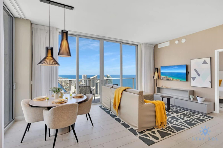 Room 5, Luxury Penthouse -awesome Views-pools - Free Parking, Broward