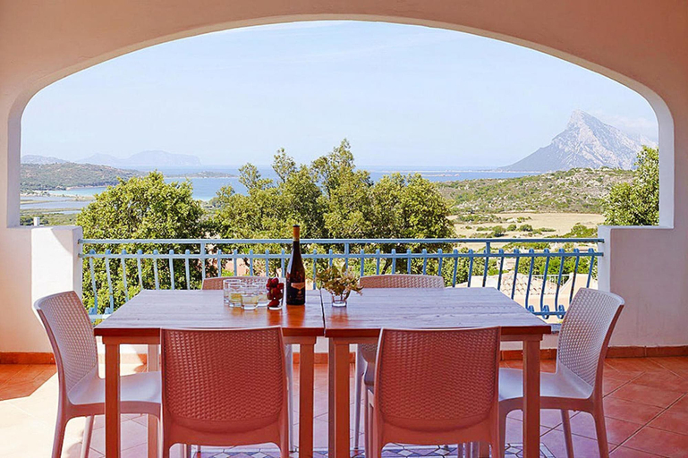 Dining 3, Apartment in Lu Nibareddu Residence, Loiri, Nuoro