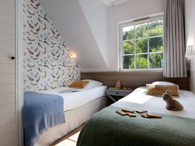 Room 2, Apartment in Residence & Spa With Common Pool and Sauna, Houlgate, Calvados