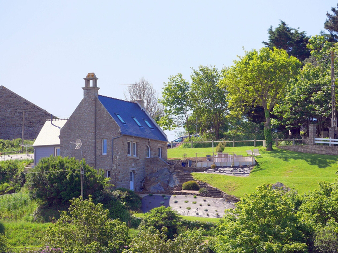 Exterior 4, Holiday Home in Plonevez Porzay, Finistère