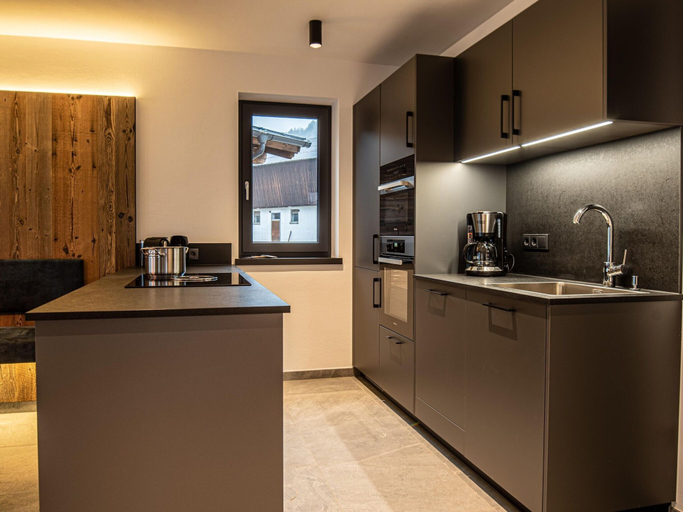 Others 5, Chalet in Pinzgau Near Ski Slopes & Sauna, Zell am See