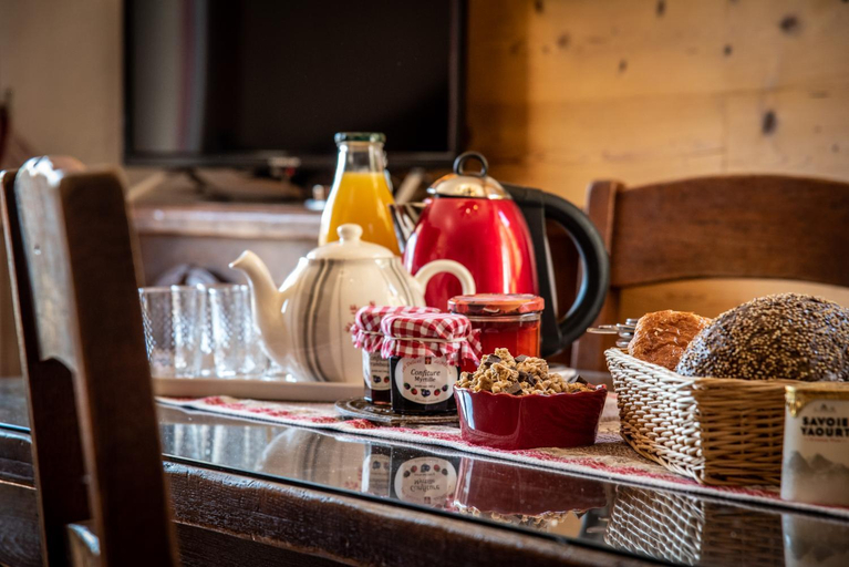 Food & Drinks 5, Club Alpina - Champagny-en-Vanoise, Savoie