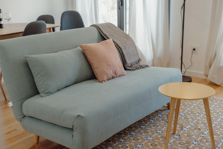 Room 5, Courtyard Oporto Design Apartment M, Porto