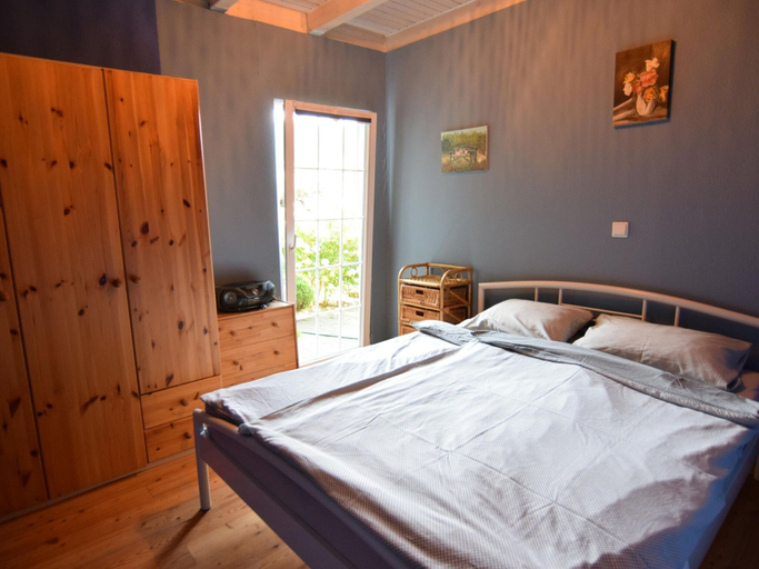 Bedroom 3, House with private beach by the lake, whirlpool, Wejherowo