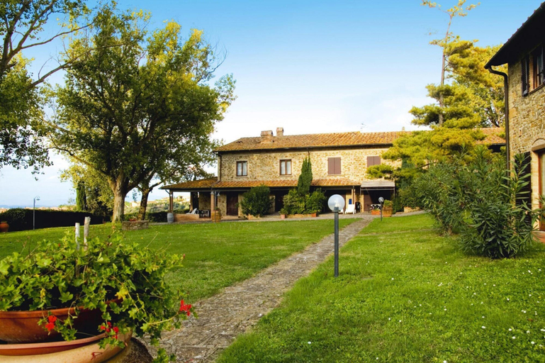 Others 3, Estate in Montaione With Pool & Wine Tasting, Florence