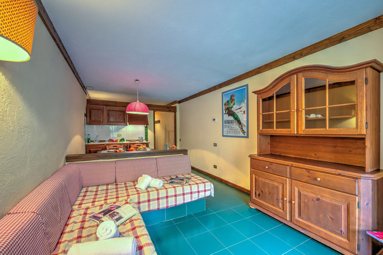 Room 4, Grange Hike Ski - 30D Sestriere, Torino