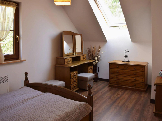 Bedroom 4, Semi-detached House Near the Lake, Bytów