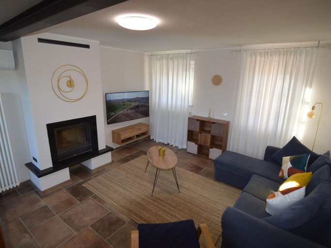 Living area 2, Casina di Andrea With Above Ground Pool, Capannori, Lucca