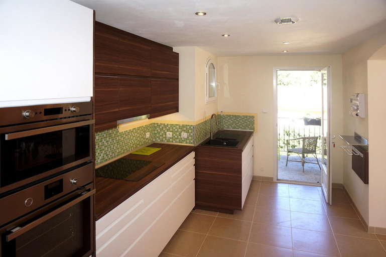 Private kitchen 5, Pretty and Modern Villa With Private Pool, Cavalaire-sur-mer, Var