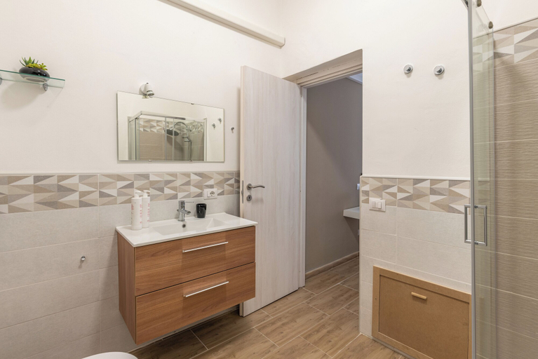 Bathroom 2, Mika Apartment alla Stazione, Palermo