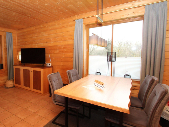 Room 5, Doppelhaushalfte in Hasselfelde, Harz