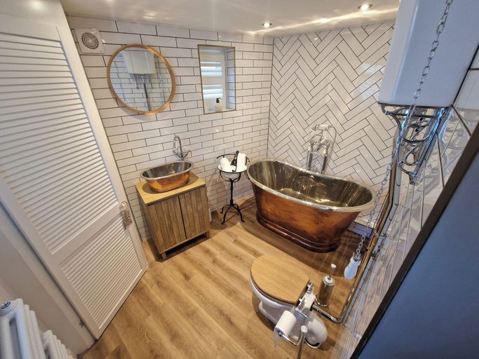 Bathroom 3, High Spec 1-bed Cottage in Staindrop, Darlington, Durham