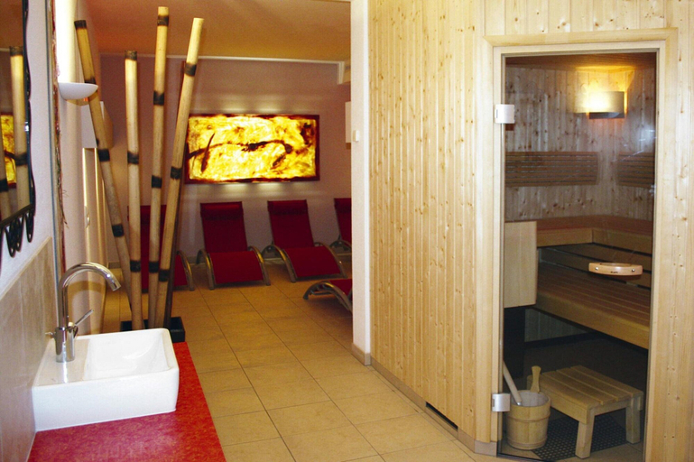 Property amenity 2, Chalet in Fiss With Panoramic Mountain Views, Landeck