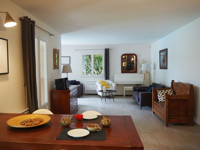 Dining, Holiday Home in Pertuis With Private Pool, Vaucluse
