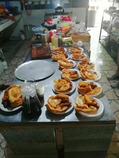 Food & Drinks 4, Waterfall Hostel, Dolega