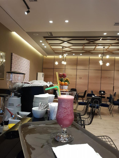 Food & Drinks 3, Hotel Kresko, Lushnjës