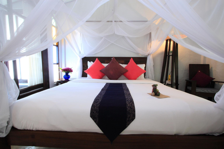 Bedroom 8