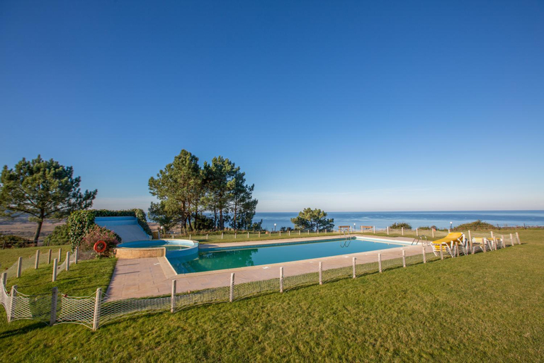 Your Nest in Nazare - Ocean View Villa, Nazaré