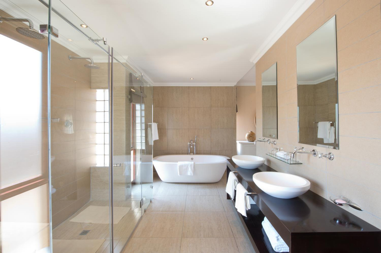 Bathroom 2, The Finches Nest, City of Tshwane