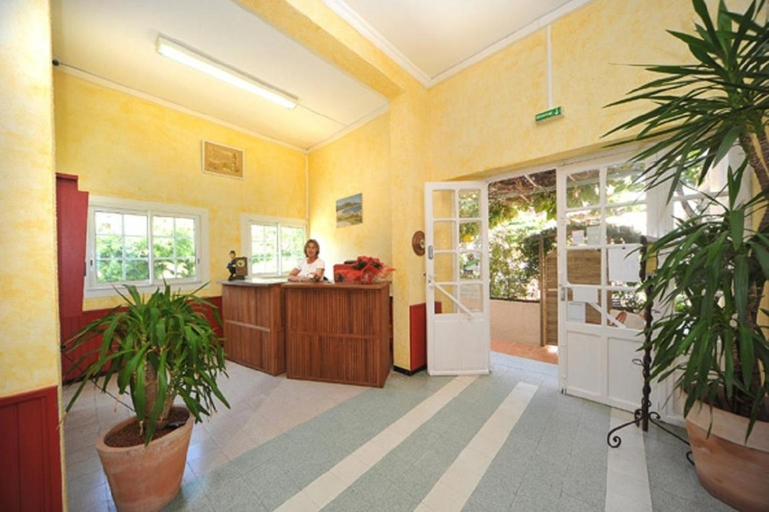 Public Area, Hotel de la Plage Les Arcades, Haute-Corse