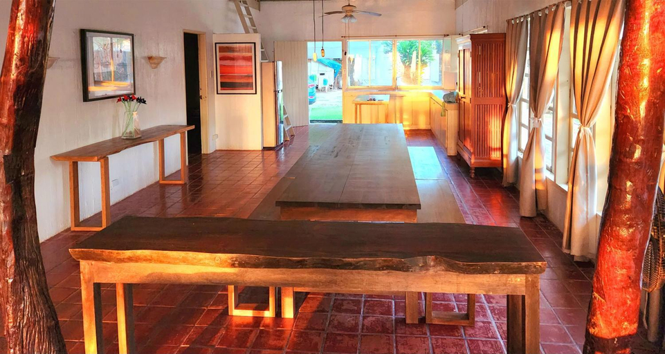 Others 5, White House Beachfront, Batangas, Lian