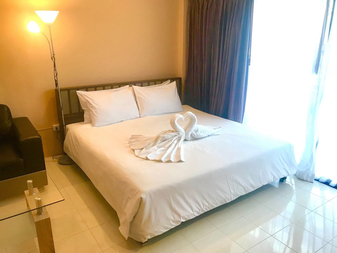 Bedroom 2, The Luka Guesthouse and Restaurant, Phuket Island
