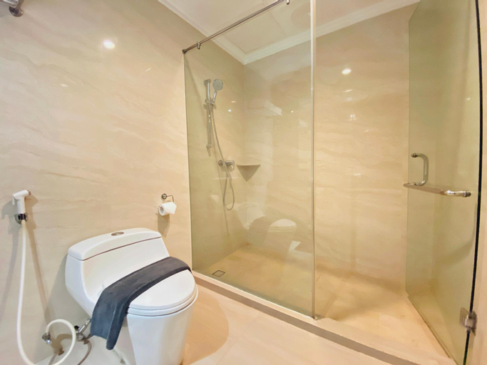 Bathroom 8