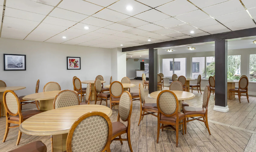 Food & Drinks 4, Amwell Suites Somerset Bridgewater, Somerset