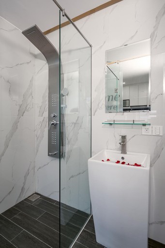 Bathroom 3, M.Y Suites Danang Beach, Da Nang