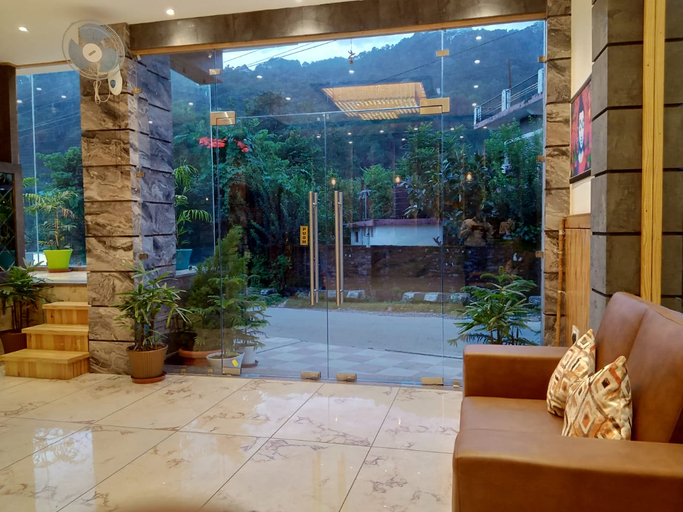 Public Area 2, Hotel Nature's View, Kangra