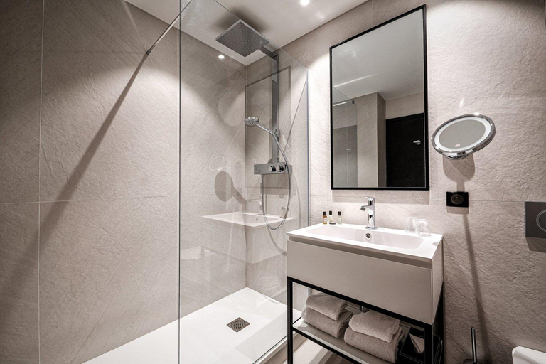 Bathroom 8