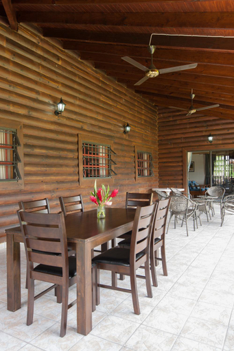 Food & Drinks, Heliconia Grove Villas