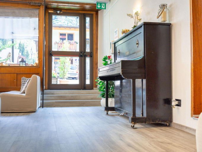 Public Area 2, Hotel Alle Alpi, Belluno