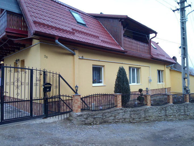 Others 4, Casa VIO, Sighisoara