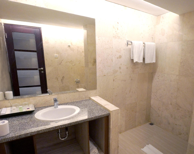 Bathroom 8
