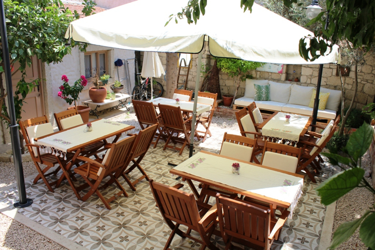 Food & Drinks 5, Lilyum Alaçatı Taş Ev, Çeşme