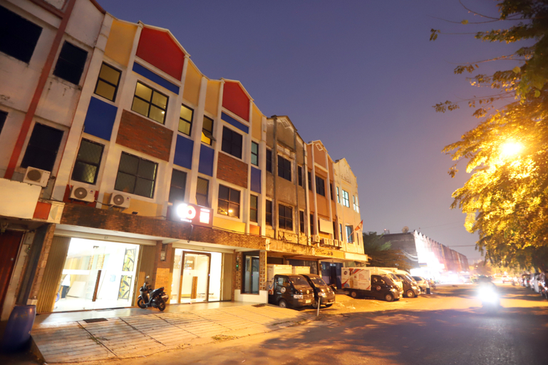 Exterior & Views, ARBA Orienchi Rooms 3 Cikokol, Tangerang