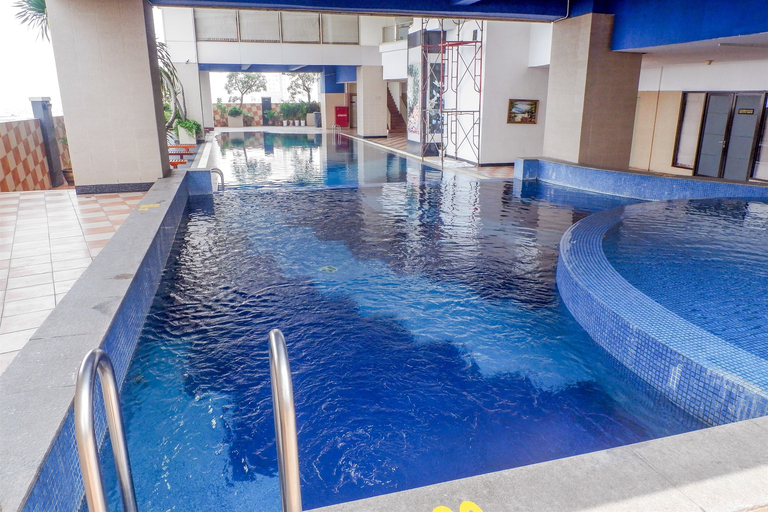 Sport & Beauty, Spacious and Homey 2BR Mangga Dua Apartment By Travelio, Central Jakarta