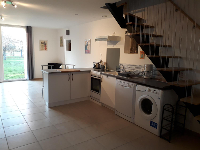 Dining Room 8