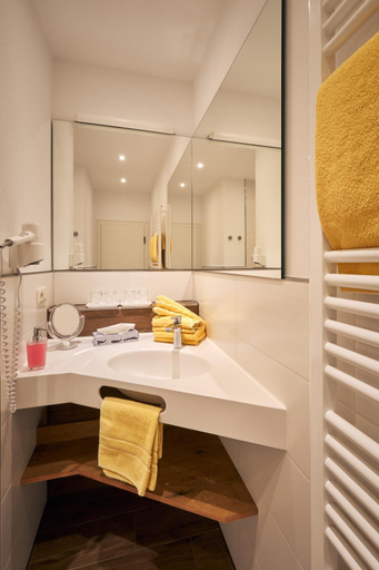 Bathroom 3, Landhotel Berghof, Oberallgäu