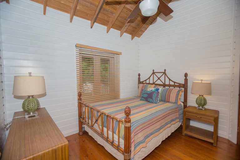 Bedroom 3, Casa de Suenos Home, Roatán