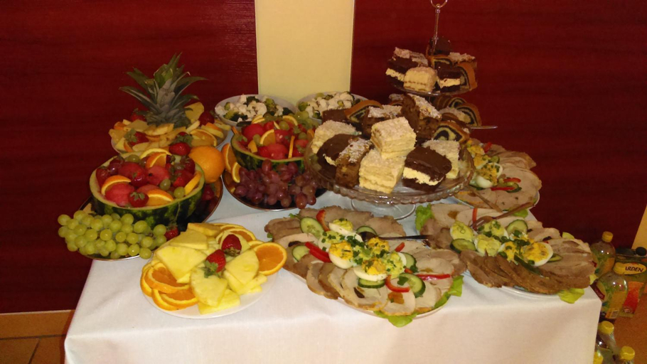 Food & Drinks 5, Hotel Krokus, Kamienna
