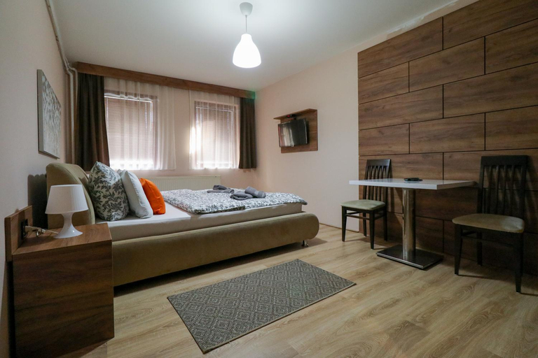 Bedroom 2, Studio Apartments Maksimovic, Niš