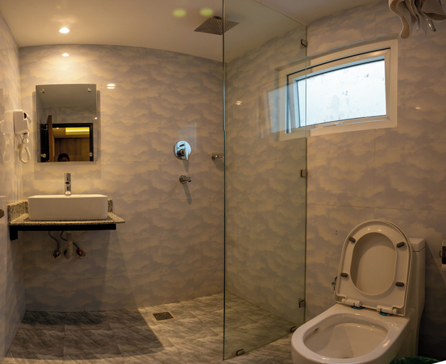 Bathroom 3, Divya Boutique Inn, Bagmati