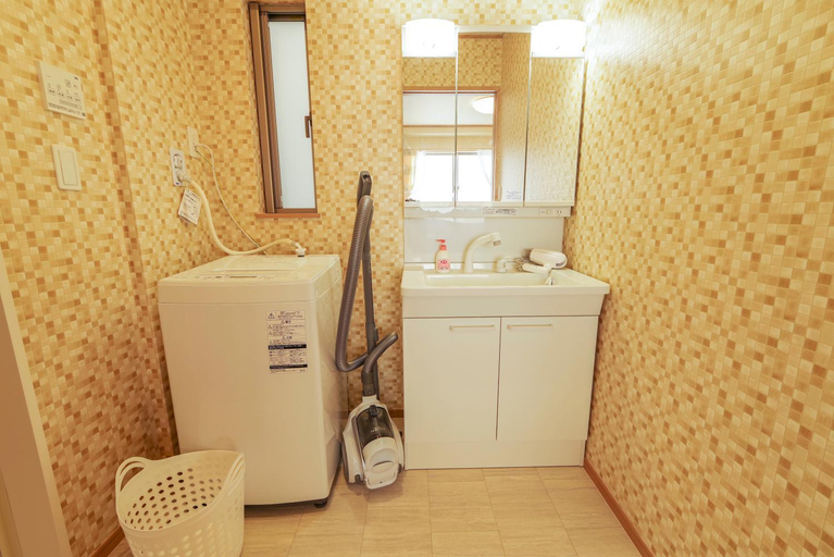 Bathroom 3, Sakura Terrace Hyakuna Beach, Nanjō