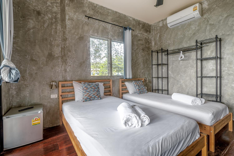 Bedroom 2, New Heaven Dive School and Resort, Ko Phangan