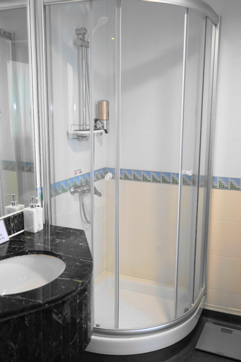 Bathroom 3