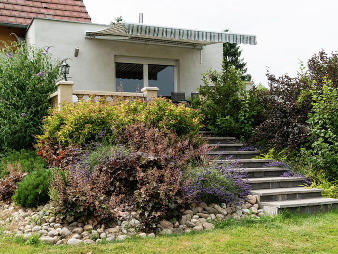 Modern holiday home with pool in Phalsbourg, Moselle